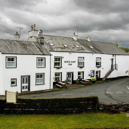 White Hart Inn Bouth Luaran gambar