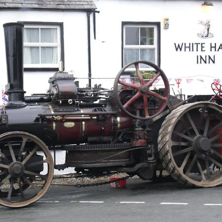 White Hart Inn Bouth Luaran gambar